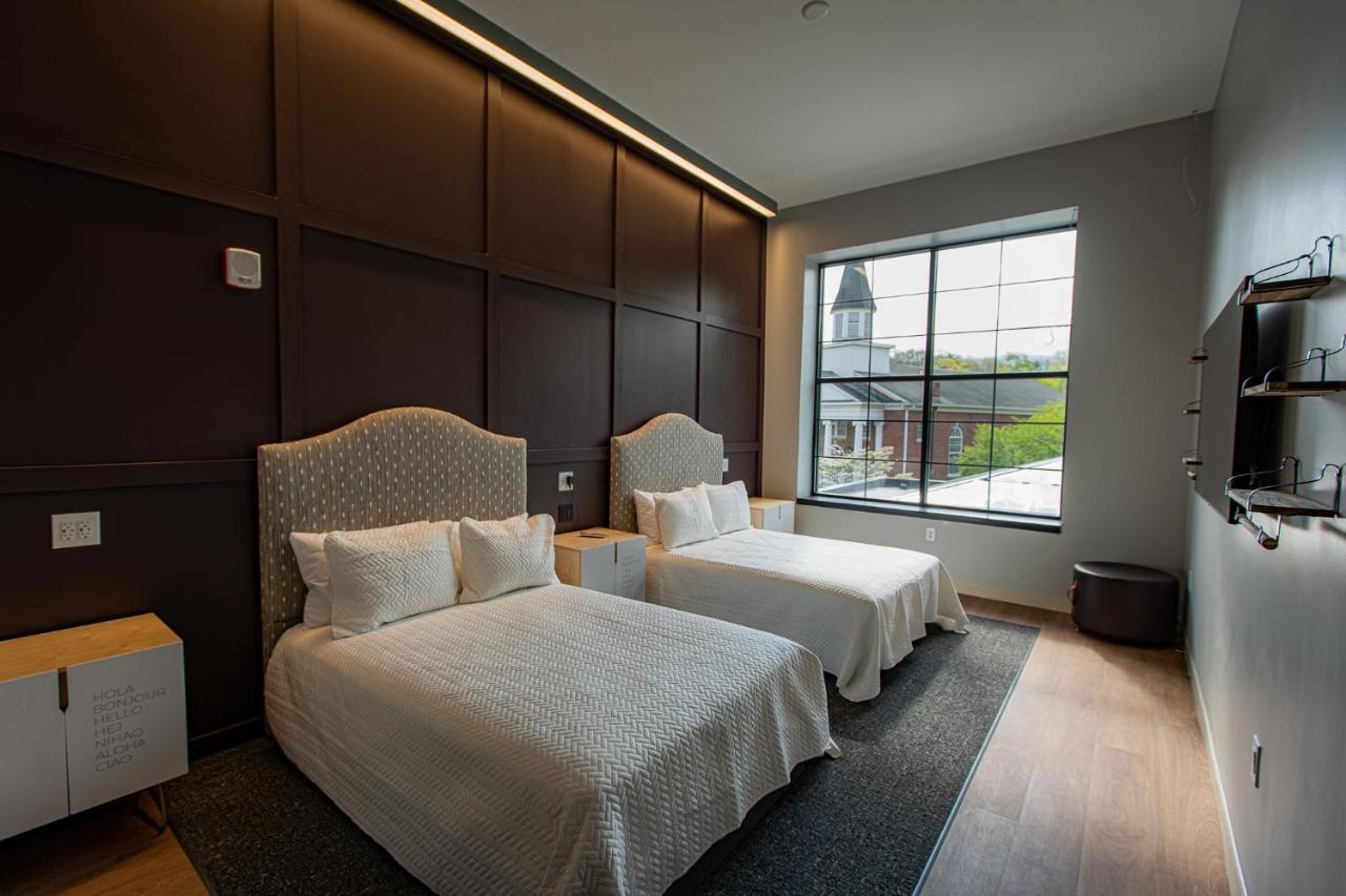 The Schoolhouse Hotel White Sulphur Springs Εξωτερικό φωτογραφία