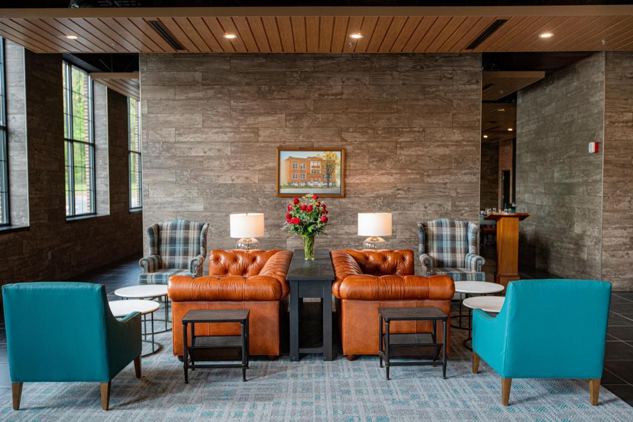 The Schoolhouse Hotel White Sulphur Springs Εξωτερικό φωτογραφία